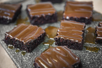 Chocolate brownies with salted caramel