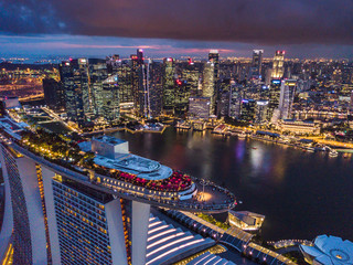 Fototapeta na wymiar Views of Marina Bay and center Singapore from above