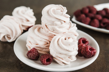 beautiful, healthy, delicious homemade marshmallows