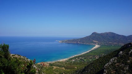 Fototapeta na wymiar vue aérienne de la plage de Portixeddu, Sardaigne, Italie
