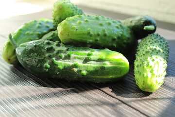 Cucumbers are not on a wooden table.