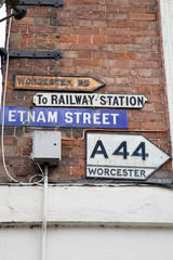 Obraz premium Worcester A44 Direction Signpost