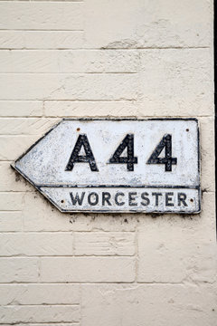 Worcester A44 Direction Signpost