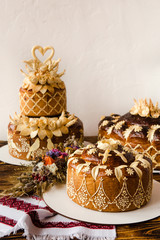 traditional Slavic wedding bread