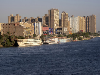 Fototapeta na wymiar The Nile is a massive fortune, Cairo, Egypt