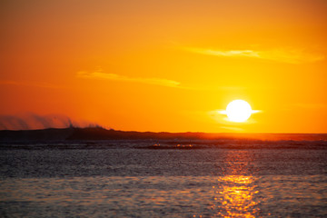 le soleil à l'horizon 