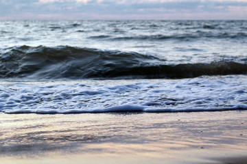 Naklejka na ściany i meble waves on the beach background
