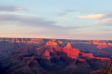 Fototapeta na wymiar sunset over canyon 