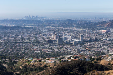 Fototapeta premium Glendale and Downtown Los Angeles California Hilltop View
