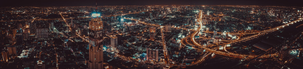 Fototapeta na wymiar Siam and Rachathewi views from above, in Bangkok Thailand