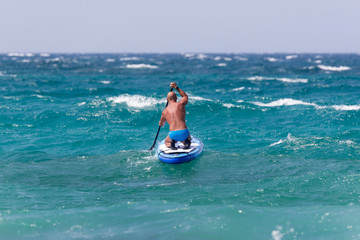 In mare aperto con la tavola