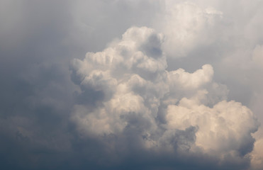 Fototapeta na wymiar Cumulonimbus clouds, dramatic sky, amazing sky.