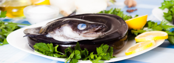 freshness eel and vegetables on the plate