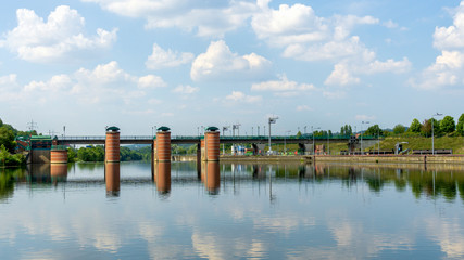 Schleuse saarbrücken.