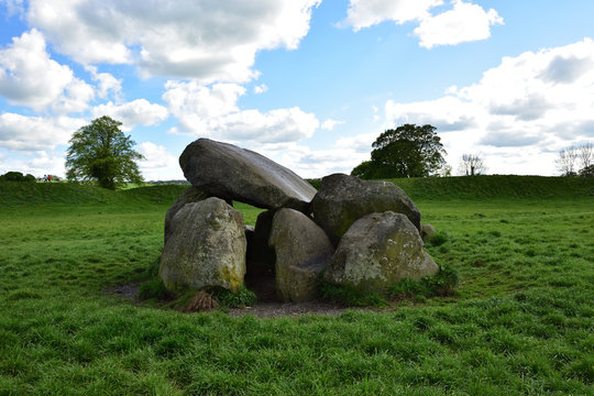 megality Giant`s Ring