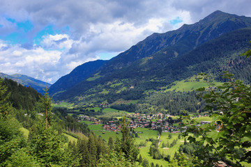 Naklejka na ściany i meble bad gastein - spa town in austrian alps, the high tauern mountains