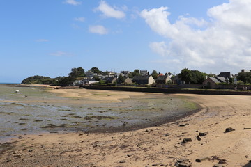 Port de plaisance dans la ville de Paimpol - Département des Côtes d'Armor - Bretagne - France