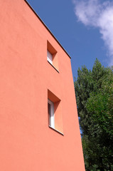 bâtiment ocre
