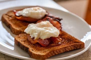 Bacon and eggs on toast