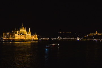 Fototapeta na wymiar The parliament building of Budapest at night