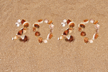 2019. Sand.