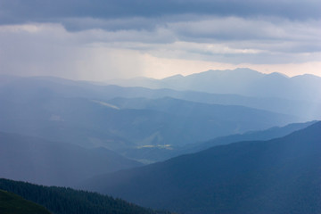 Obraz premium The majestic view of the beautiful mountains. Relaxing travel background. Tourist routes. Carpathians. Ukraine. Europe.