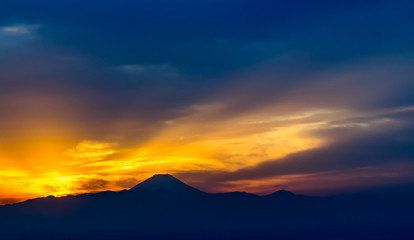 Fototapeta na wymiar sunset sky with mountain fuji from Tokyo