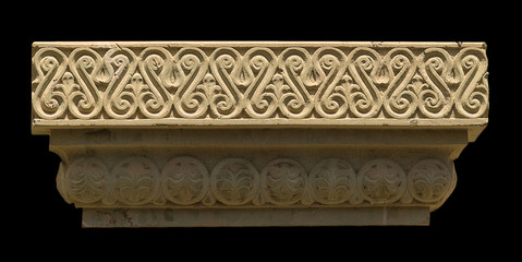 Gypsum cornice, moldings, baseboards, friezes © Kozlik_mozlik