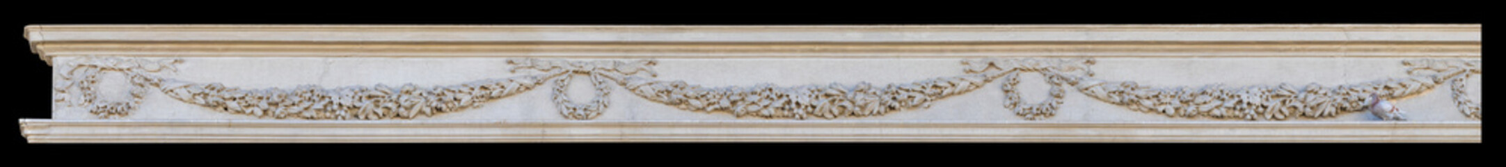 Gypsum cornice, moldings, baseboards, friezes © Kozlik_mozlik
