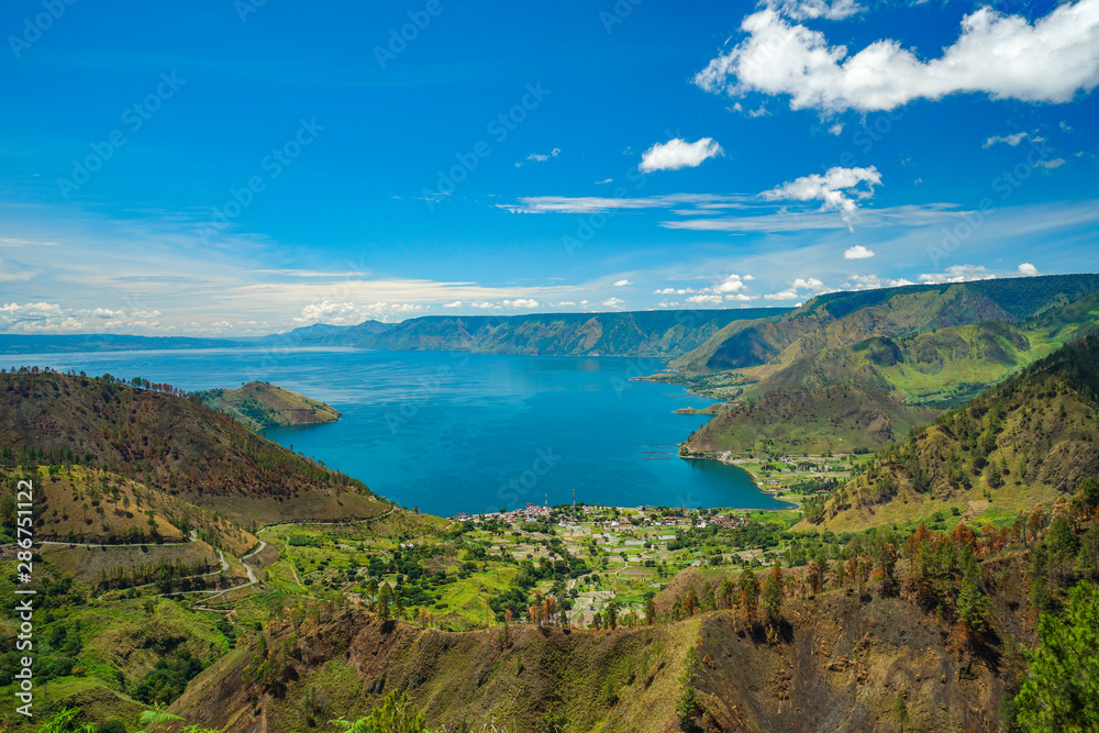 Wall mural Beautiful view of Danau Toba or Lake Toba at Sumatera Utara, Indonesia