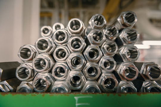 Bolts of big sizes
