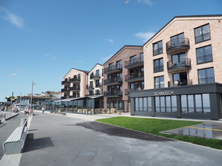 Hafenort Büsum – Strandpromenade, Strand mit Strandkörben und Wattenmeer