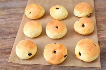 Rosinenbrötchen	