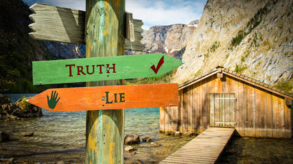 Street Sign to Truth versus Lie