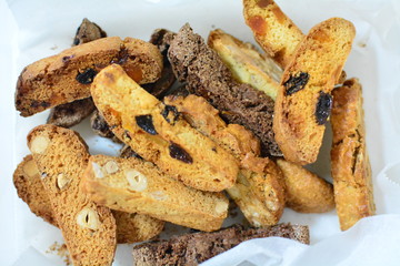 手作りビスコッティの山