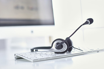 Communication support, call center and customer service help de