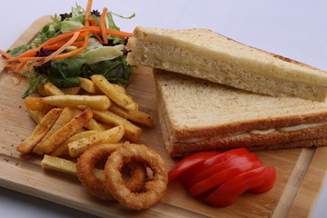 toast, fast food, aperitif, meal, french fries, crusty toast, sausage toast,