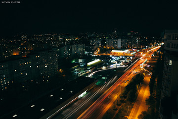 Obraz premium traffic in the city at night