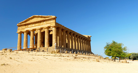 Fototapeta premium Temple of Concordia in the Valley of Temples- Agrigento in Sicily