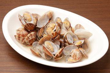 アサリのバター蒸し