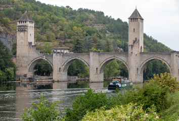 Fototapeta na wymiar he medieval Pont Valentre over the River Lot, Cahors, The Lot, France