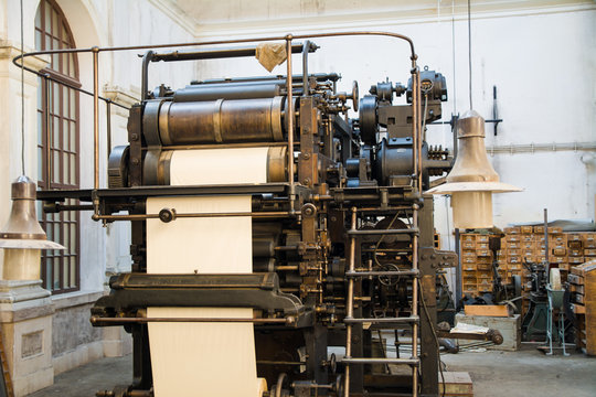 Vintage printing machine for carving in printing