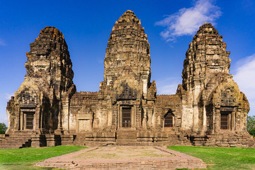 Phra Prang Sam Yod. An ancient architecture in Lopburi, Thailand