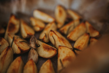 roasted potatoes with rosemary and garlic