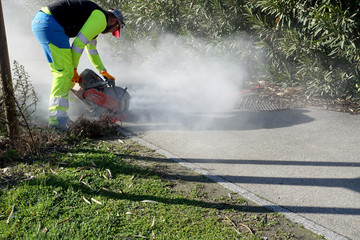 ouvrier et la poussi&egrave;re