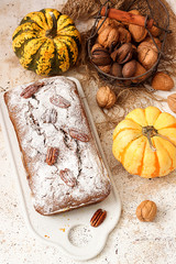 Pumpkin cake with pecans and chocolate