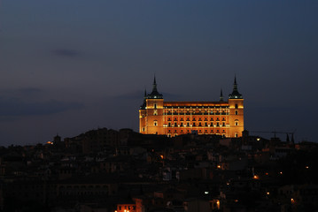 Fototapeta na wymiar Toledo Castle. Alcázar of Toledo sunset