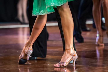 feet pair dancers latino dancing competition