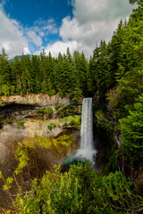 Fototapeta na wymiar Spectacular show of nature - Brandywine falls