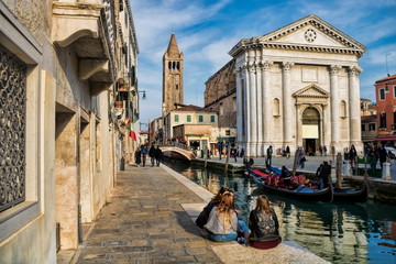 kanal am campo san barnaba in venedig, italien